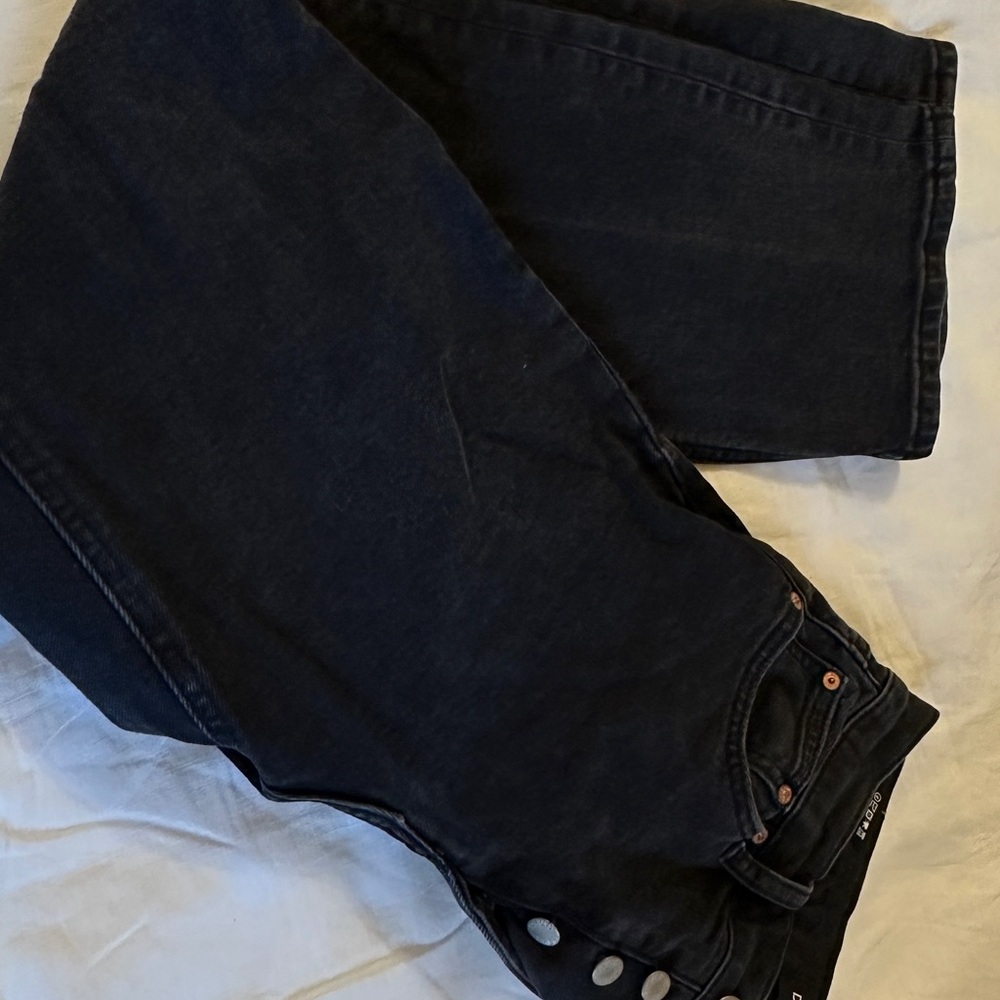 Arlo High Rise - Picture 3 of 4